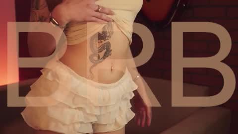 elliecutes online show from February 13, 11:24 am