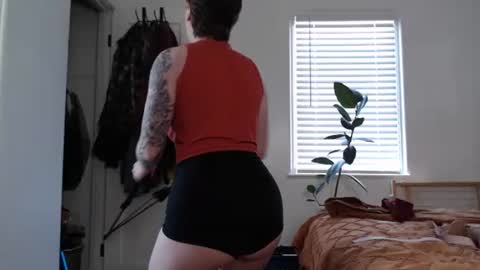 Ellie Rowyn online show from March 5, 8:18 pm