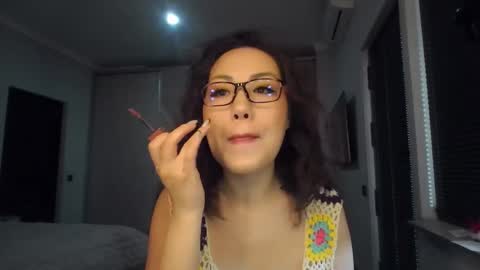 elliesoft online show from January 6, 8:18 am