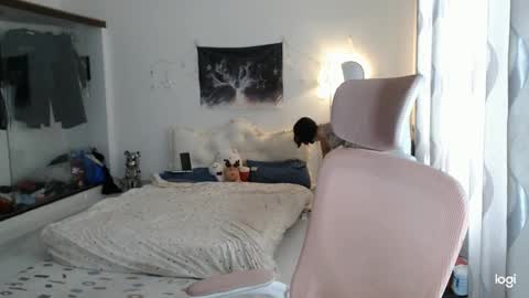 ellieyun online show from March 1, 5:44 am