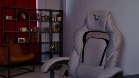 Elin online show from May 26, 9:26 am
