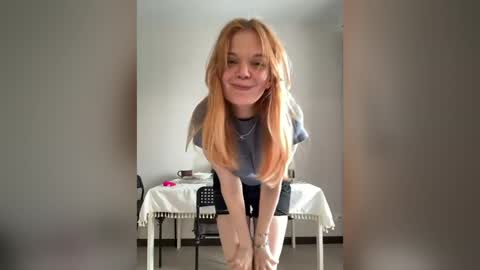 Elly online show from July 22, 10:28 am