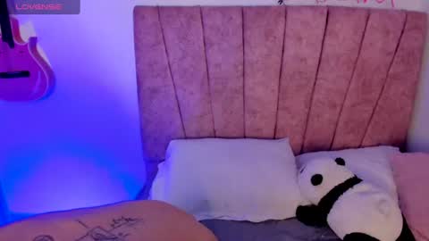 elliot_flame1 online show from August 9, 3:23 am