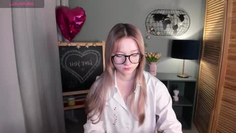 elliup online show from October 8, 8:31 am