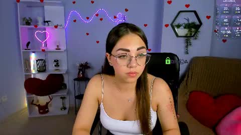 Elly online show from June 11, 2:53 am