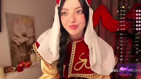 Elly online show from March 8, 7:31 pm