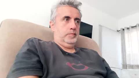 fer online show from January 22, 6:10 pm