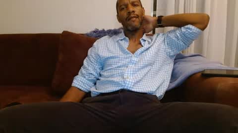 My name is Elmore. Please say hello I like to chat with you. If you have requests or dirty talk please use tip online show from March 12, 2:52 am