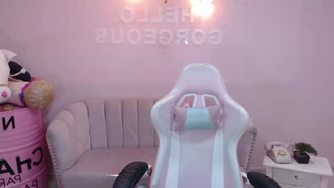 Elody  online show from March 1, 3:32 am