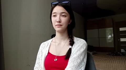 Elara online show from July 21, 2:13 am