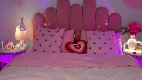 Michelle online show from February 15, 8:29 pm