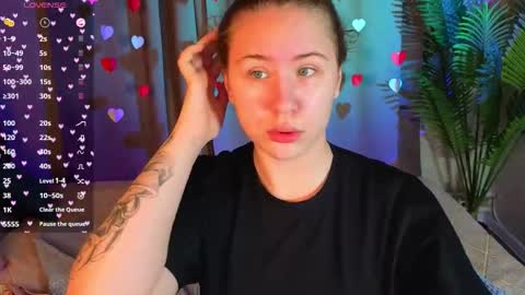 Elsie online show from February 8, 1:09 am