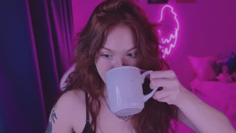 Elsie online show from December 15, 9:42 pm