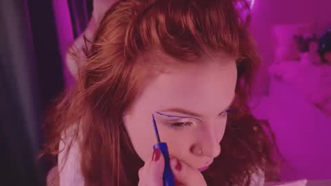 Elsie online show from December 14, 11:56 pm