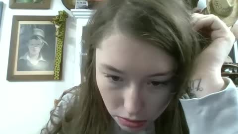 Snapshot of elsierain469 chatting on September 16, 8:50 am Elsie Rain online show from September 16, 8:50 am