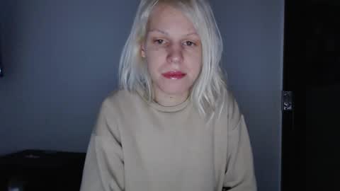 elssa_rush online show from October 3, 11:13 pm