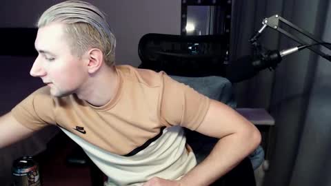 Elvin Vaenight online show from November 21, 11:03 pm