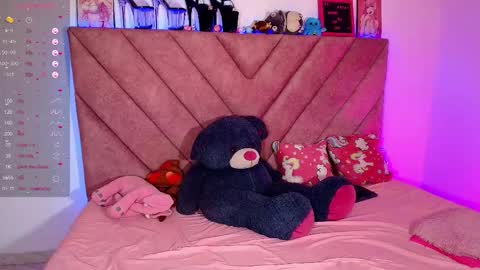 ely_w1 online show from April 16, 8:53 pm