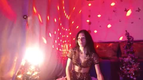 Elisa online show from December 19, 12:50 am