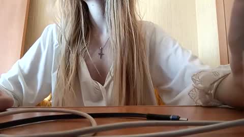 Elza Kom online show from September 10, 6:36 am