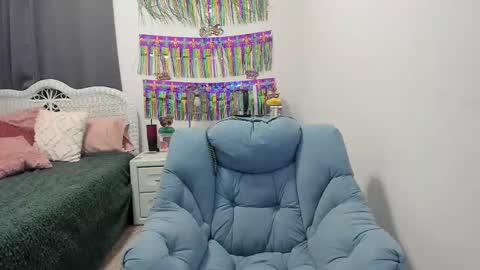 Ember Pheonixxx online show from March 5, 3:29 am