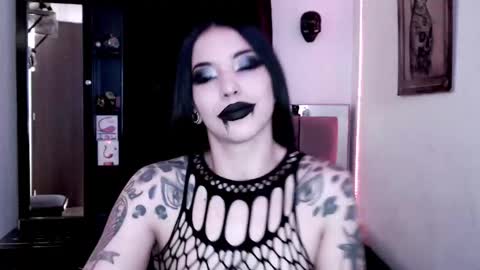 Emerald Black online show from December 4, 5:32 am