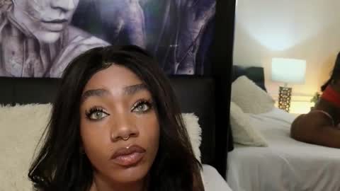 Snapshot of emely_brandon_ chatting on September 22, 8:29 am anyelii online show from September 22, 8:29 am