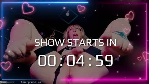 Emery Lune online show from April 2, 5:37 am