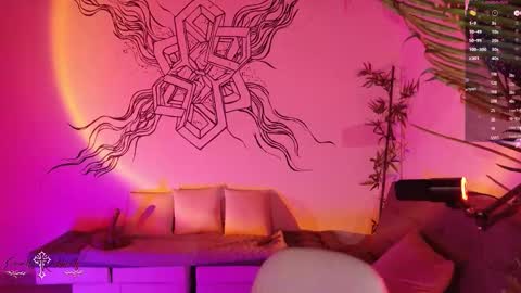 Emmily Roberts online show from March 22, 4:49 am