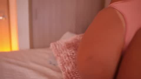    online show from April 21, 9:33 pm