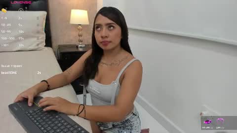 Emili Lenus online show from June 12, 11:42 am