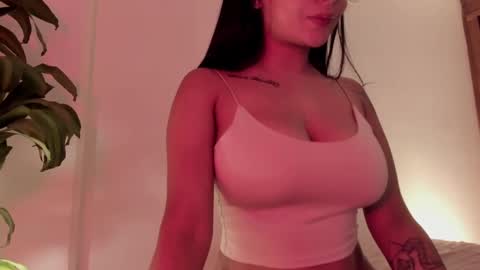 Emilia Big Boobs online show from March 11, 3:56 pm
