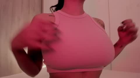Emilia Big Boobs online show from January 29, 4:41 pm