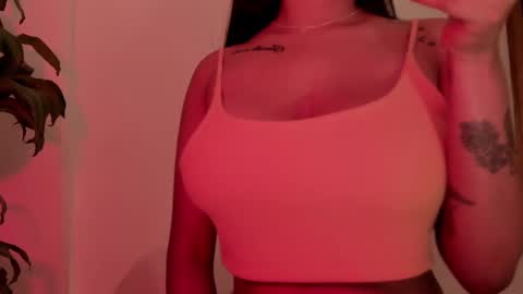 Emilia Big Boobs online show from March 3, 9:15 pm