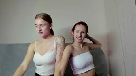 emilia_jack_carvel online show from June 16, 2:48 am