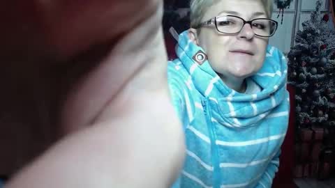 EmiliaGree online show from January 13, 6:48 pm