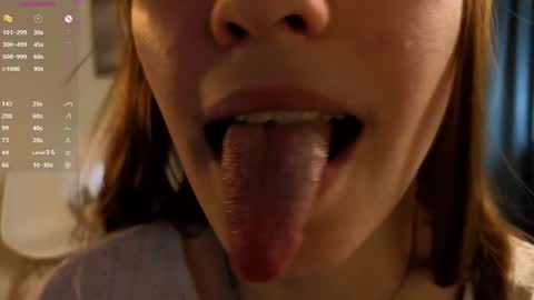 Emma online show from November 18, 5:27 pm