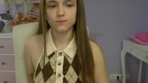 Emilly online show from March 12, 10:59 am