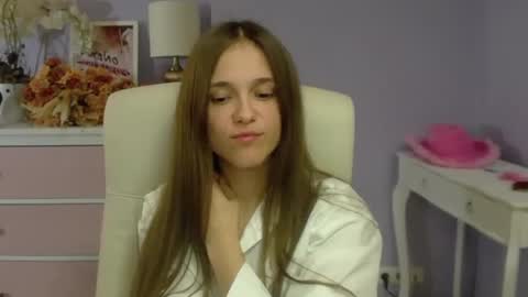 Emilly online show from March 7, 10:56 am