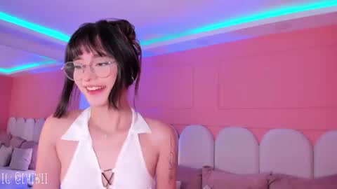 Emilly  online show from June 23, 5:52 pm