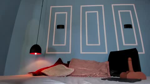 Emily online show from February 1, 7:34 pm