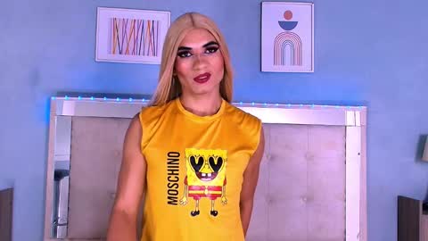 emily_castillo_1 online show from September 26, 5:37 am
