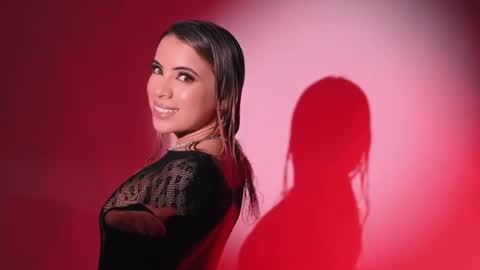 Emily online show from December 5, 12:25 pm