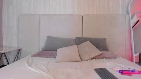   online show from June 11, 2:53 am