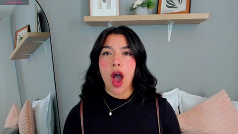 Emily online show from January 15, 4:21 pm