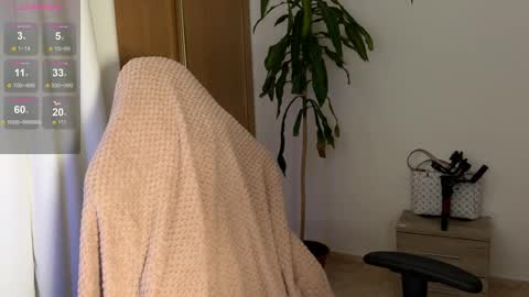 Emily online show from February 20, 11:43 pm