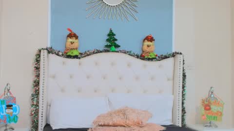 Emily online show from November 30, 3:24 am