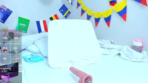 Emlily online show from June 12, 9:14 pm