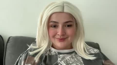 emily_morning_dew online show from March 30, 6:24 am