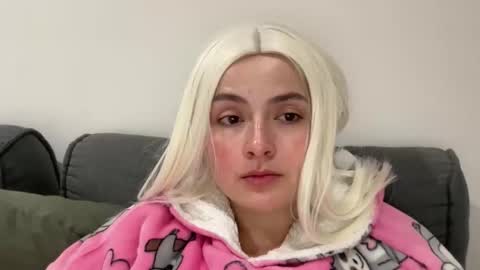 emily_morning_dew online show from November 13, 10:34 pm